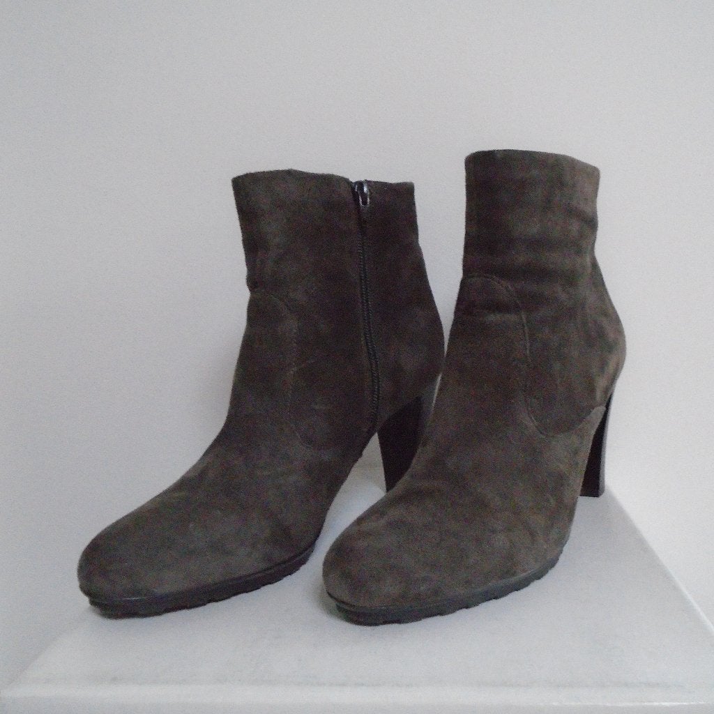 Dungelmann enkellaarsjes taupe bruin suede maat 41, Kleding | Dames, Bruin, Verzenden, Lage of Enkellaarzen, Zo goed als nieuw