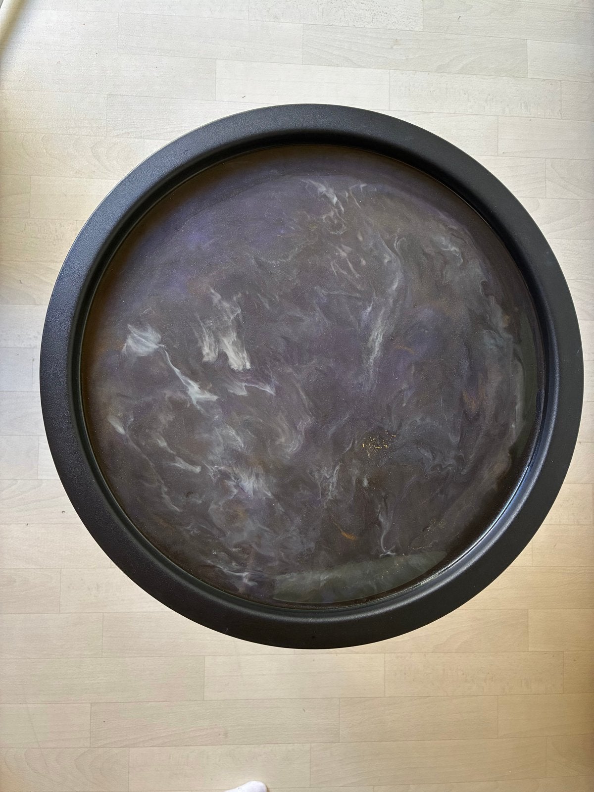 Epoxy bijzettafel - Rond, zwart met uniek design, Overige materialen, Minder dan 55 cm, Gebruikt, Rond