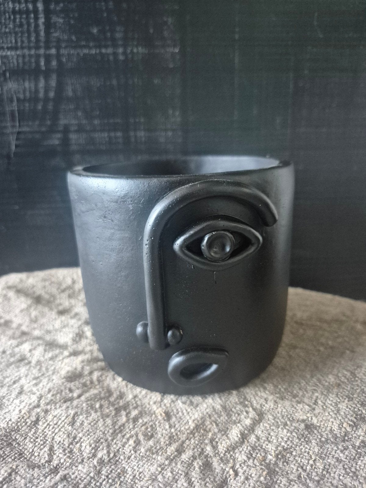 Countryfield Bloempot Zwart met Halve Gezicht - 12x12 cm, Ophalen of Verzenden, Nieuw, Zwart, Steen/keramiek
