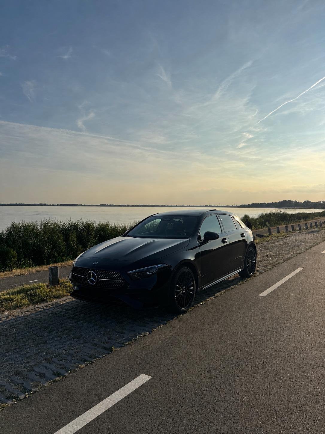 Mercedes-Benz A-Klasse A 250 e 218pk 8G-DCT 2025 Zwart, 1600 kg, 1332 cc, Hatchback, 1605 kg
