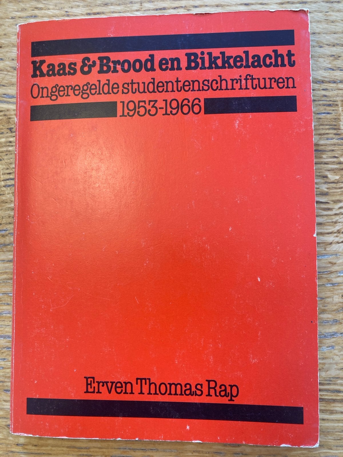 Kaas & Brood en Bikkelacht - Ongeregelde studentenschrifture, Boeken, Ophalen of Verzenden, Gelezen, Nederland