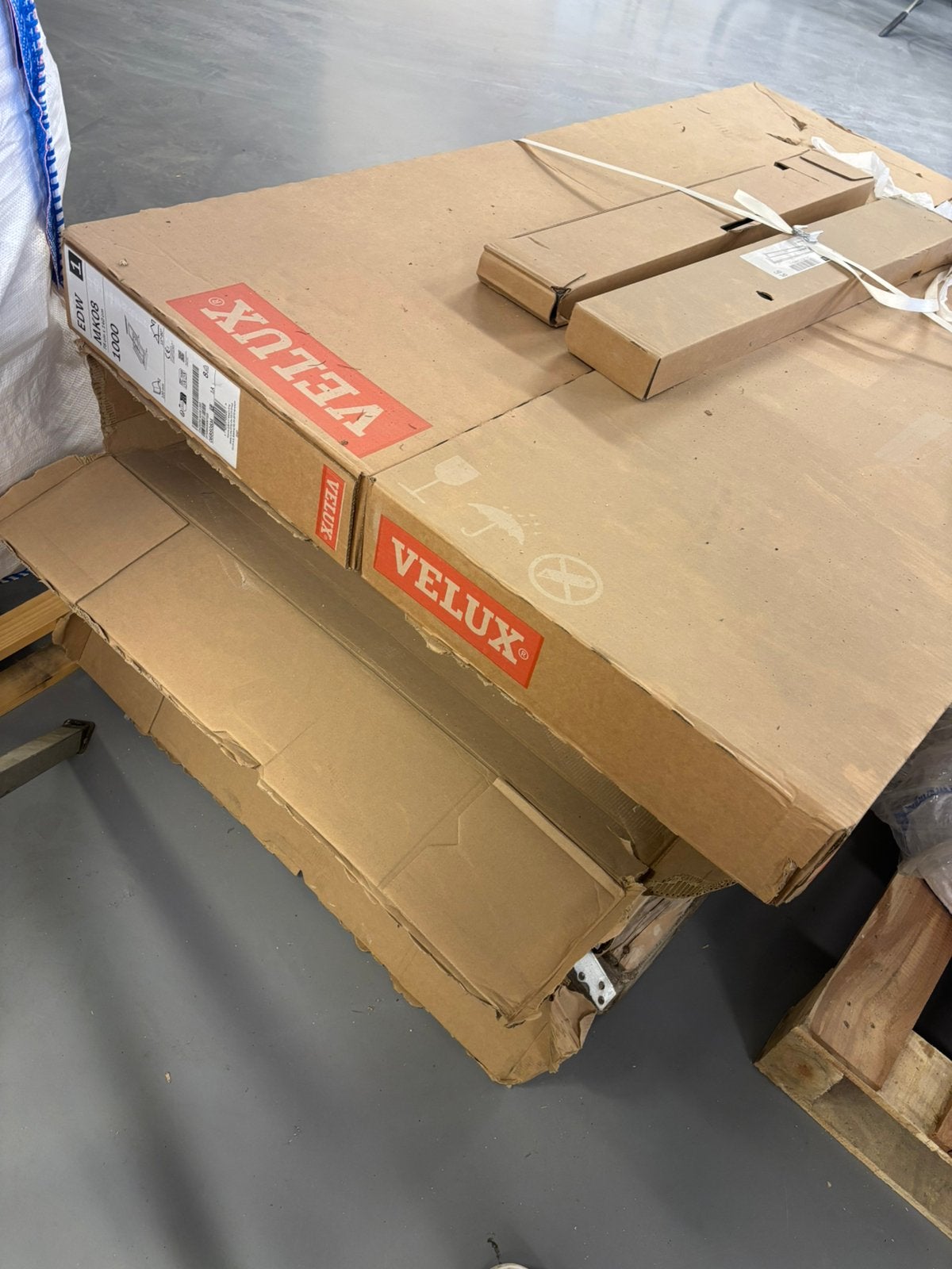 Velux dakramen met gootstuk, Ophalen, Nieuw