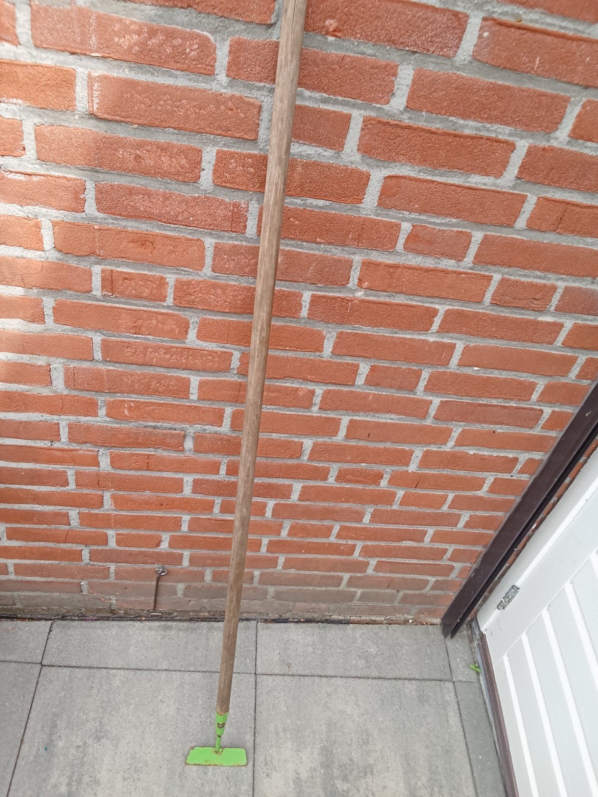 Gebruikte schoffel met houten steel, Tuin en Terras, Hand-tuingereedschap, Ophalen
