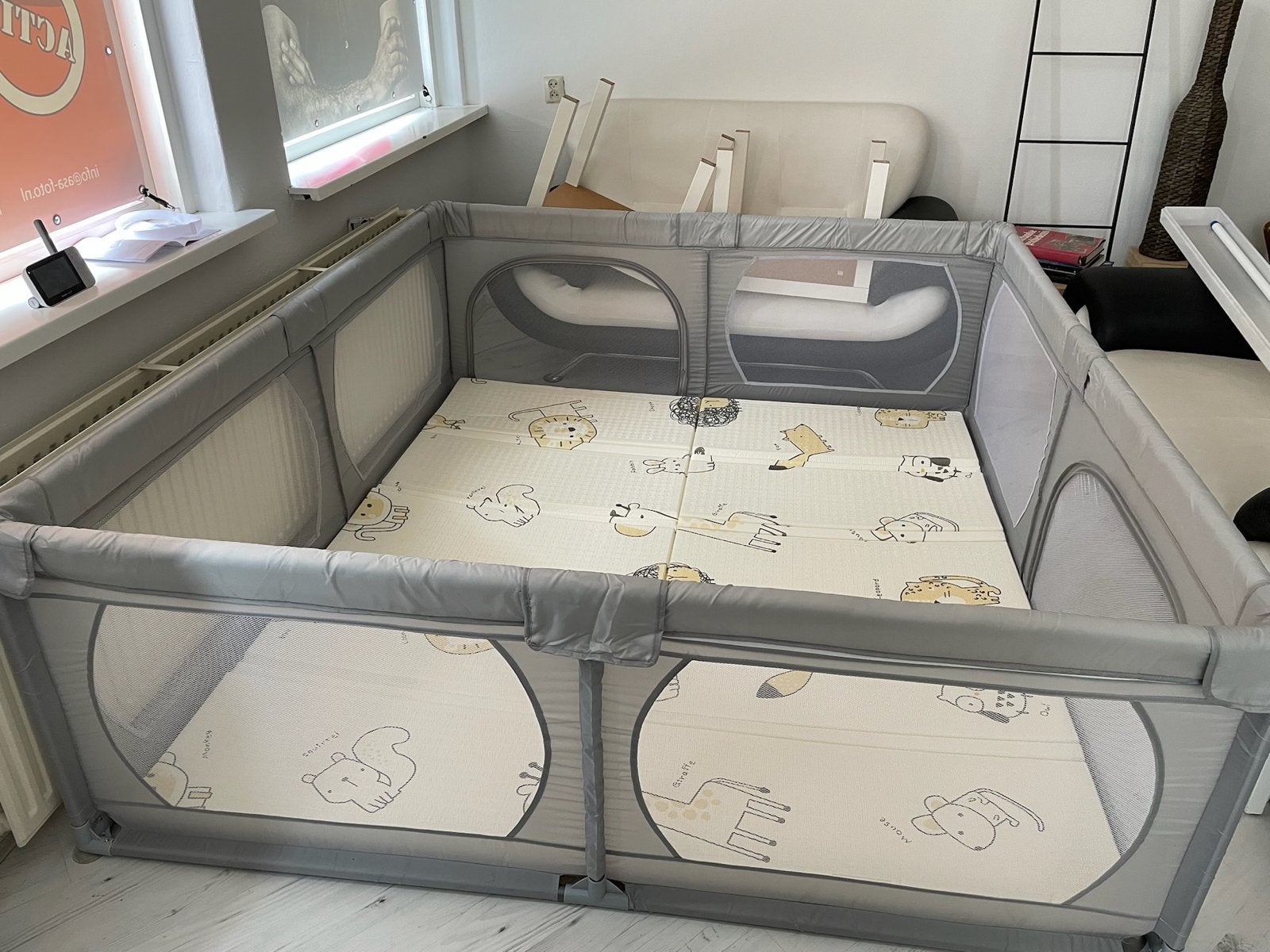 Grote grondbox (of ballenbak) met dikke speelmat, Ophalen of Verzenden, Zo goed als nieuw, Vierkant, Boxkleed