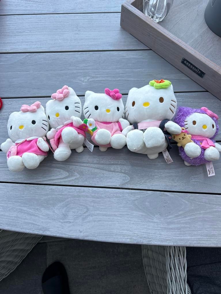 Leuke Hello Kitty knuffels - set van 5, Overige merken, Overige typen, Ophalen of Verzenden, Zo goed als nieuw
