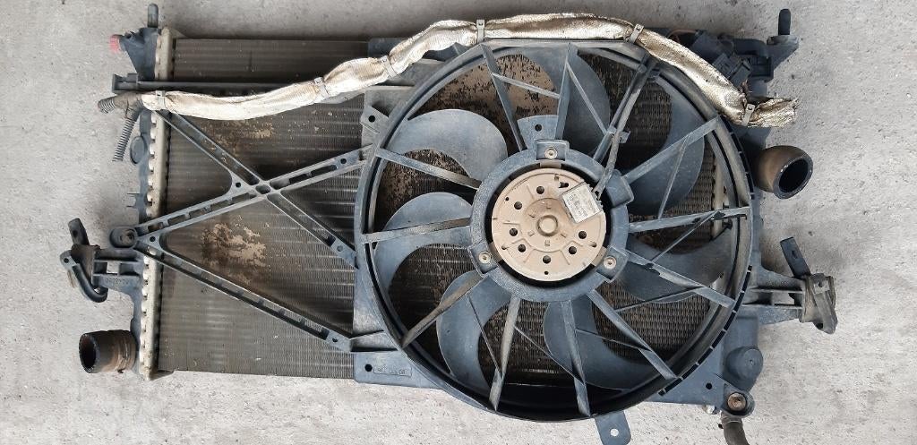 Koelvin vd radiateur Opel Astra G, Ophalen of Verzenden