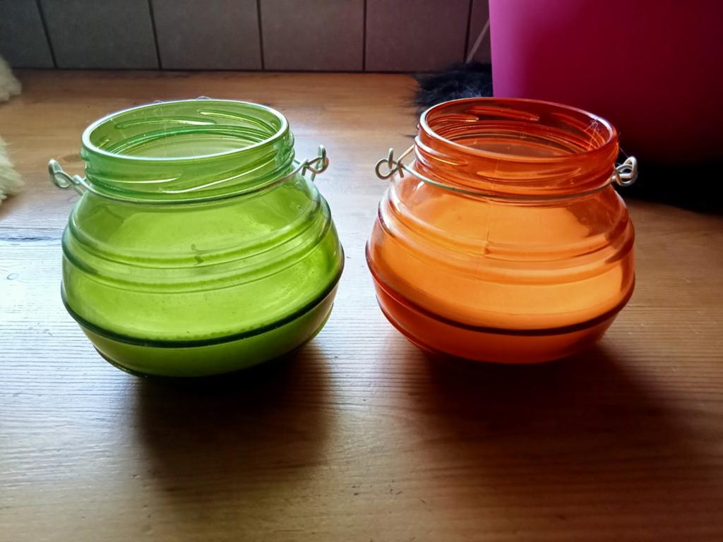 2 sfeervolle kaarsen voor buiten( of binnen) in glas, 10x10, Huis en Inrichting, Woonaccessoires | Kandelaars en Kaarsen, Ophalen of Verzenden