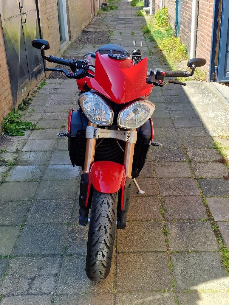 Triumph Speed Triple 1050 ABS 2011 rood 23267 km, Motoren, Motorrijbewijs A, Gebruikt, 3 cilinders, Particulier