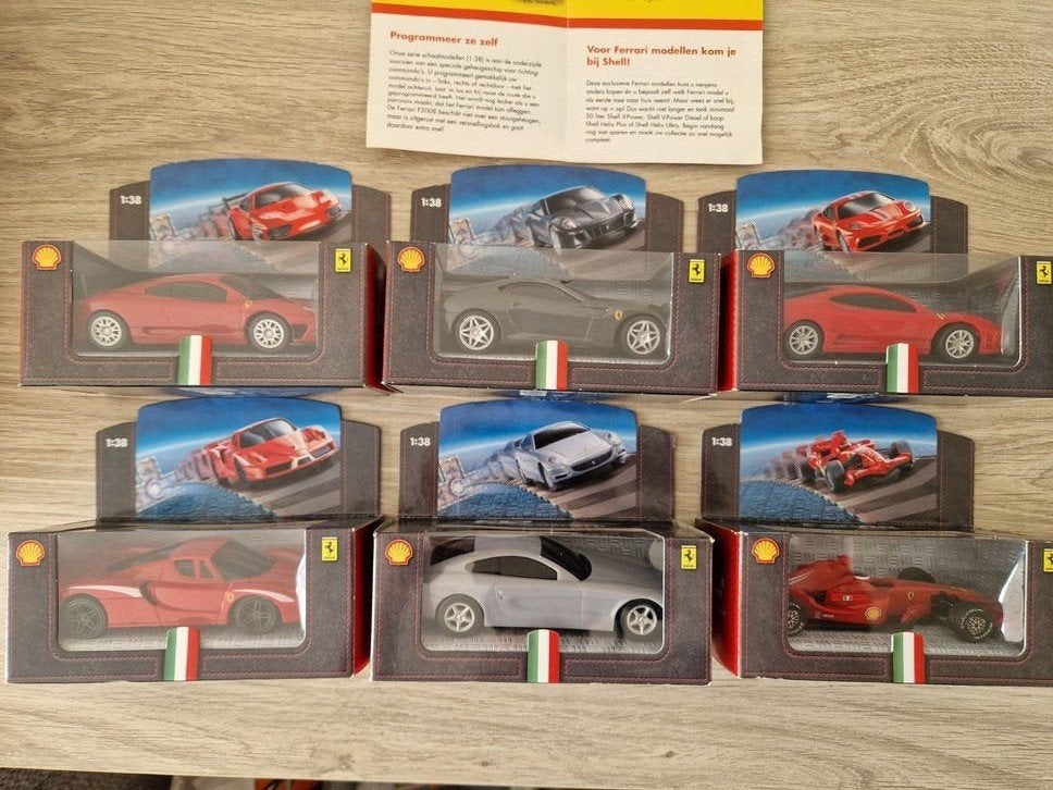 Shell Ferrari Modelauto's 2009- Complete Set (6 stuks) 1:38, Ophalen of Verzenden, Nieuw, Auto