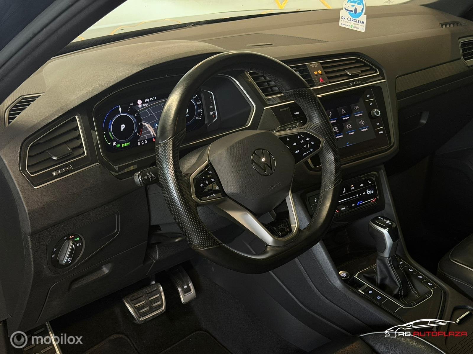 Volkswagen Tiguan 1.4 TSI eHybrid R-Line Panorama/Keyless/Bl, Zwart, 4 cilinders, Zwart, Hybride Elektrisch/Benzine