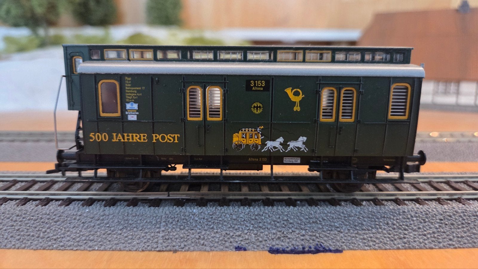 Fleischmann 5826 Postwagon met werkende verlichting, Hobby en Vrije tijd, Gelijkstroom, Fleischmann, Wagon, Ophalen of Verzenden