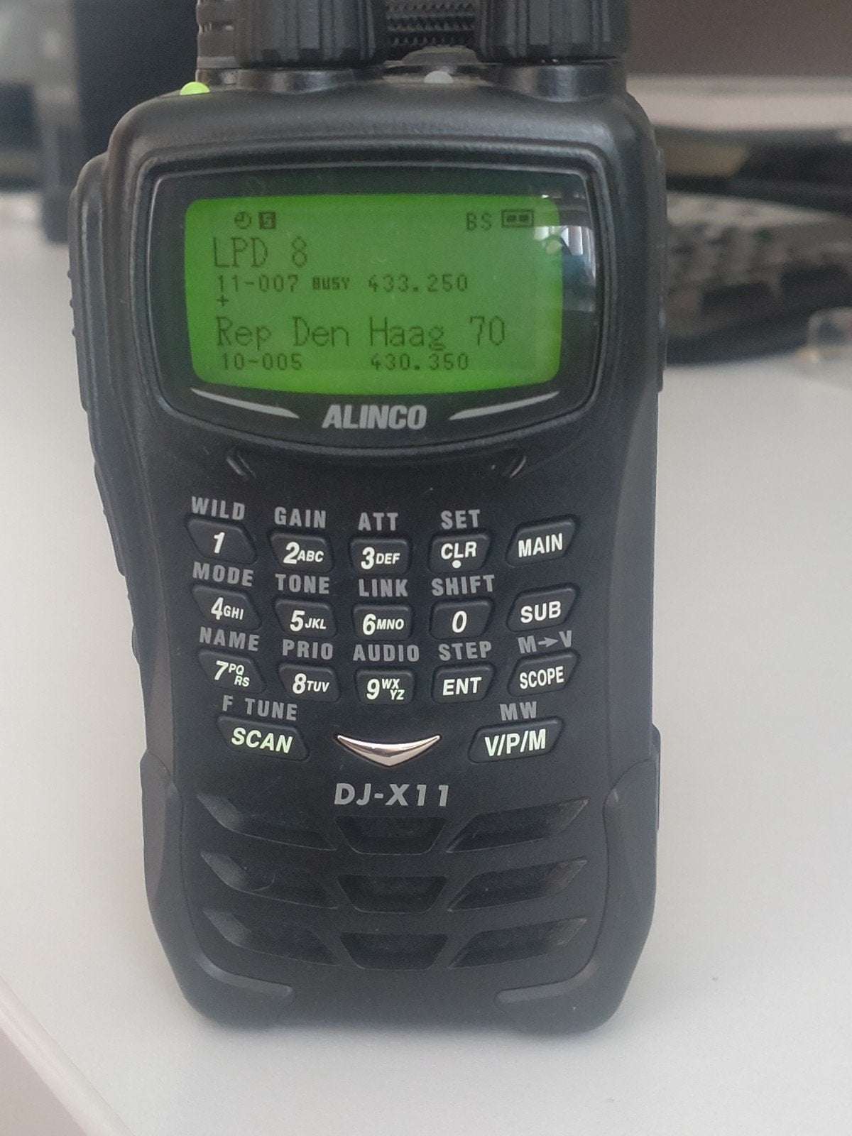 Alinco DJ-X11 handscanner, 2VFO sim RX, Ophalen of Verzenden, Zo goed als nieuw, 500 kanalen of meer