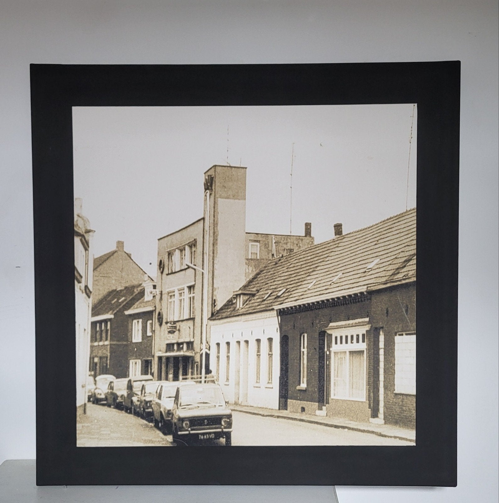 Canvas print 100 x 100 Royal Irene Steegstraat Blerick, Antiek en Kunst, Kunst | Tekeningen en Foto's, Ophalen