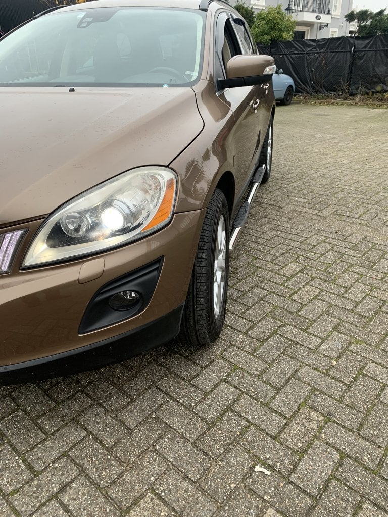 Volvo XC60 Sidebars met steps 70mm
