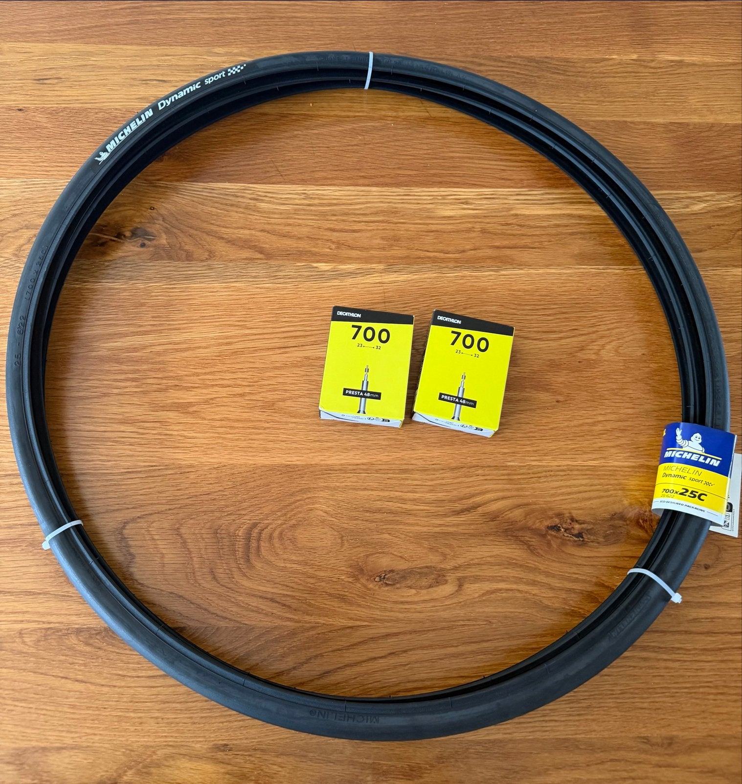Michelin Dynamic Sport banden 700x25C met binnenbanden, Fietsen en Brommers, Fietsonderdelen, Band, Nieuw, Ophalen of Verzenden