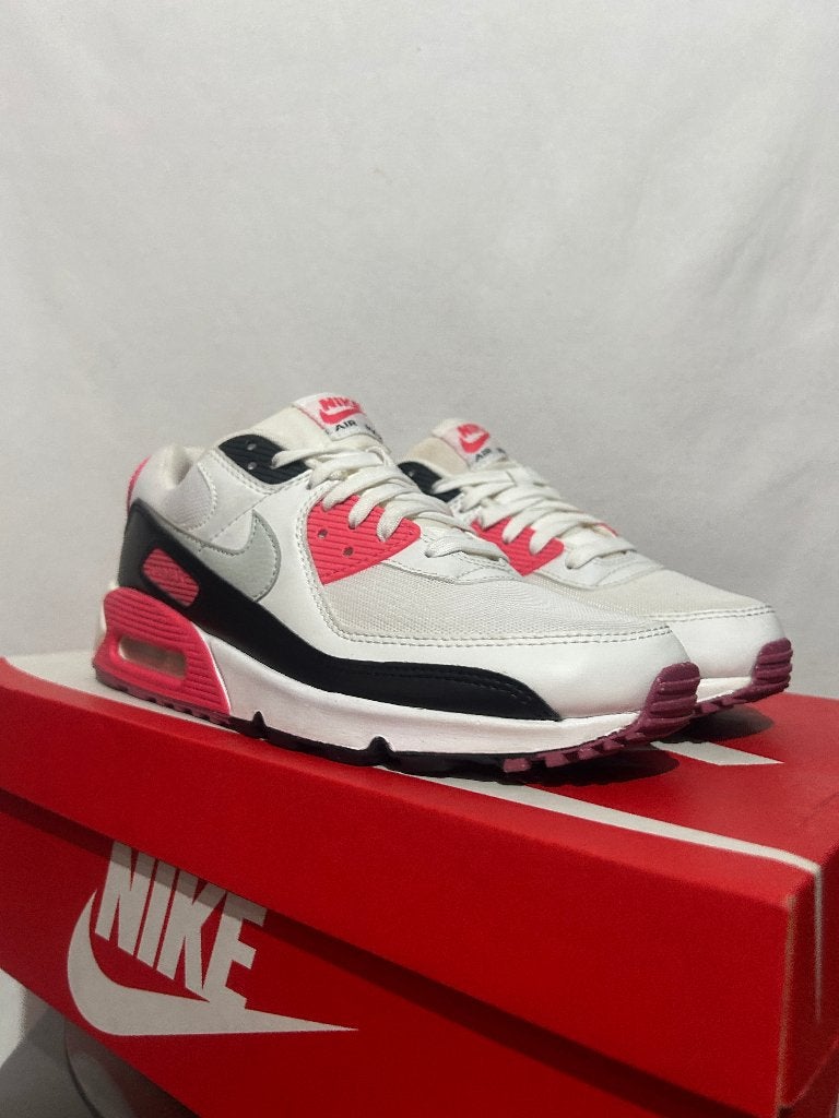 ALS NIEUW! Maat 42 - Nike Air Max 90 Aster Pink, Kleding | Heren, Schoenen, Overige kleuren, Verzenden, Nike, Nike
