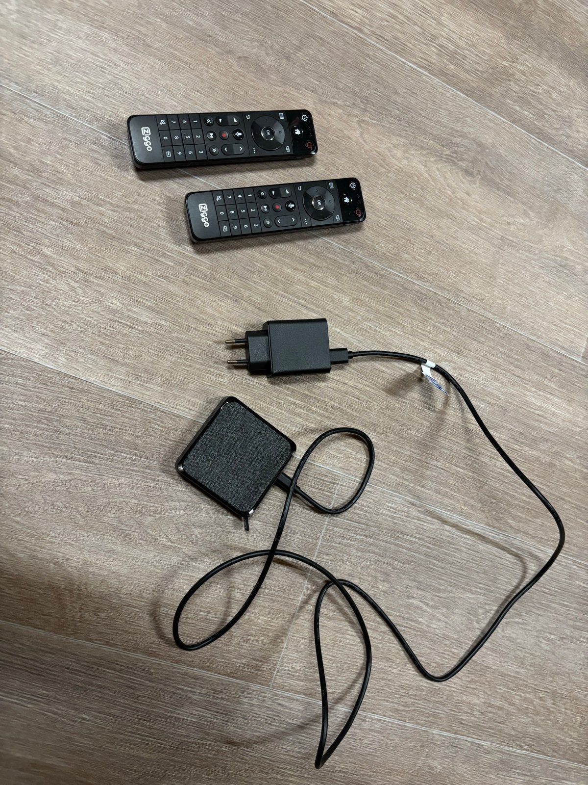 Ziggo Media Player met afstandsbedieningen, Audio, Tv en Foto, Mediaspelers, Verzenden, Zo goed als nieuw, HDMI, Zonder harde schijf