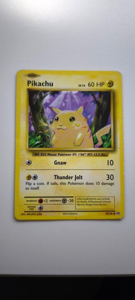 Pokemon kaart Pikachu 35/108 - Licht gebruikt, Ophalen of Verzenden, Gebruikt, Losse kaart