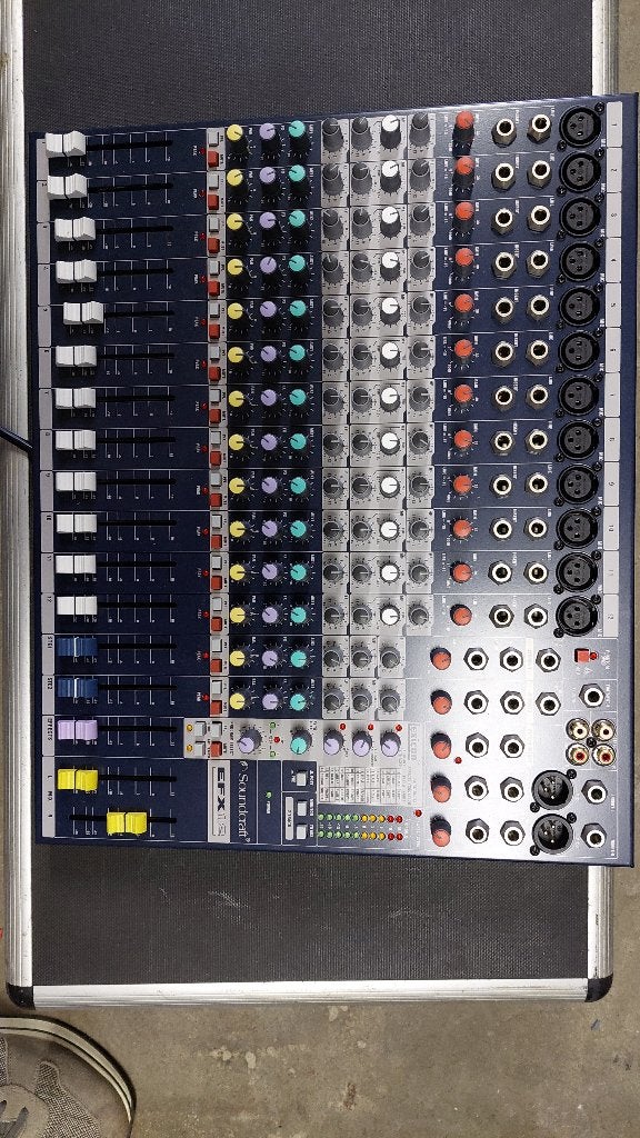PA mengtafeltje soundcraft en Mackie, Ophalen, Gebruikt, 10 tot 20 kanalen, Microfooningang