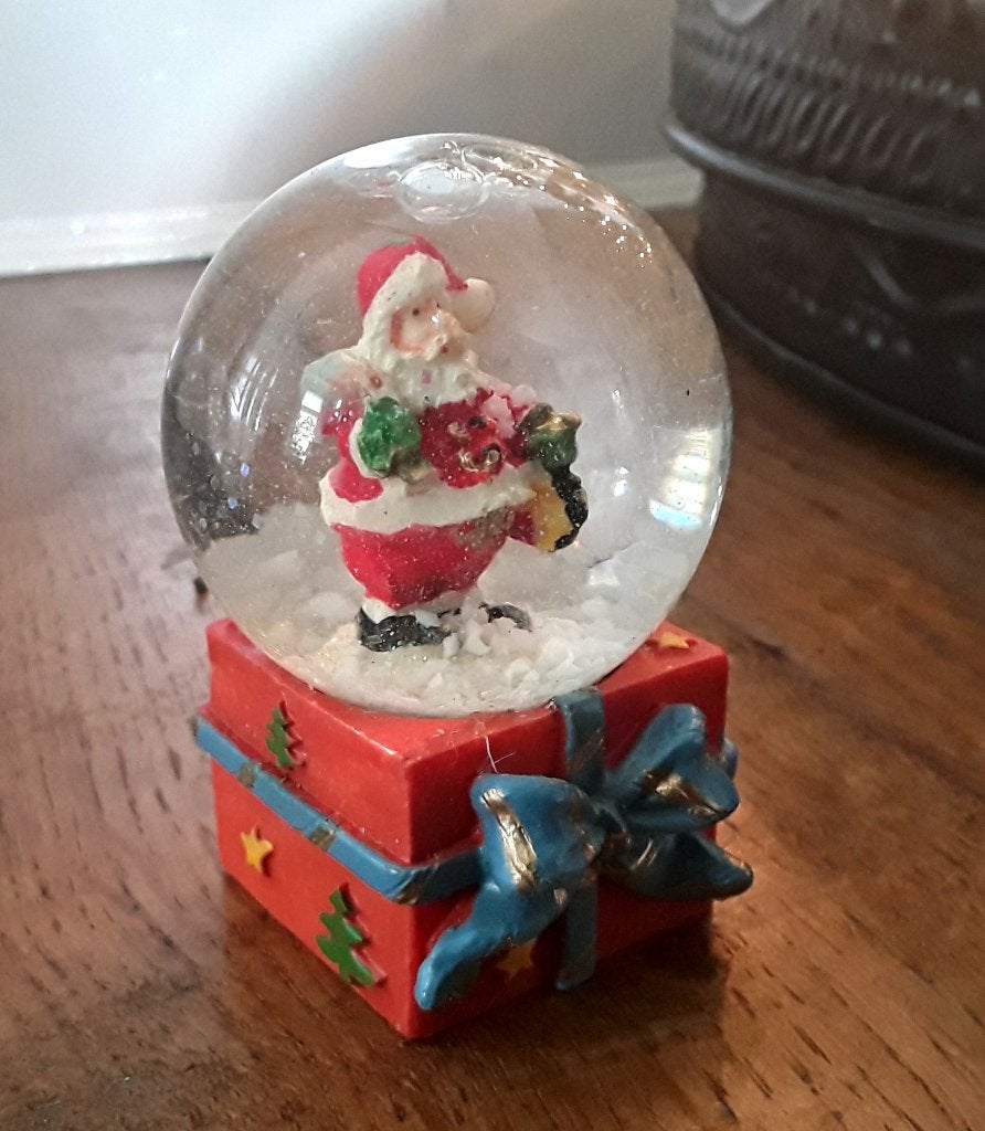 Kleine sneeuwbal met kerstman - mini-sneeuwbal - kerstdecora, Ophalen of Verzenden, Nieuw