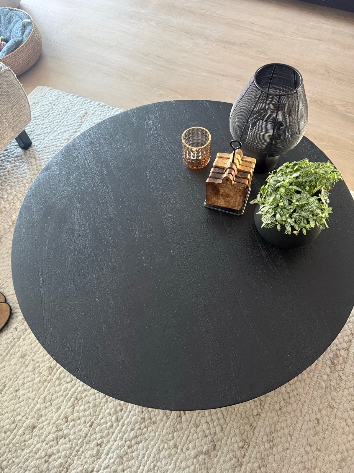 Zwarte ronde salontafel - 90 cm doorsnee, 42 cm hoog, Huis en Inrichting, Tafels | Salontafels, Ophalen, Gebruikt, Rond, 50 tot 100 cm