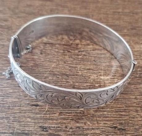 Zilveren armband met gravure, 50 gram, Sieraden, Tassen en Uiterlijk, Antieke sieraden, Ophalen of Verzenden, Zilver
