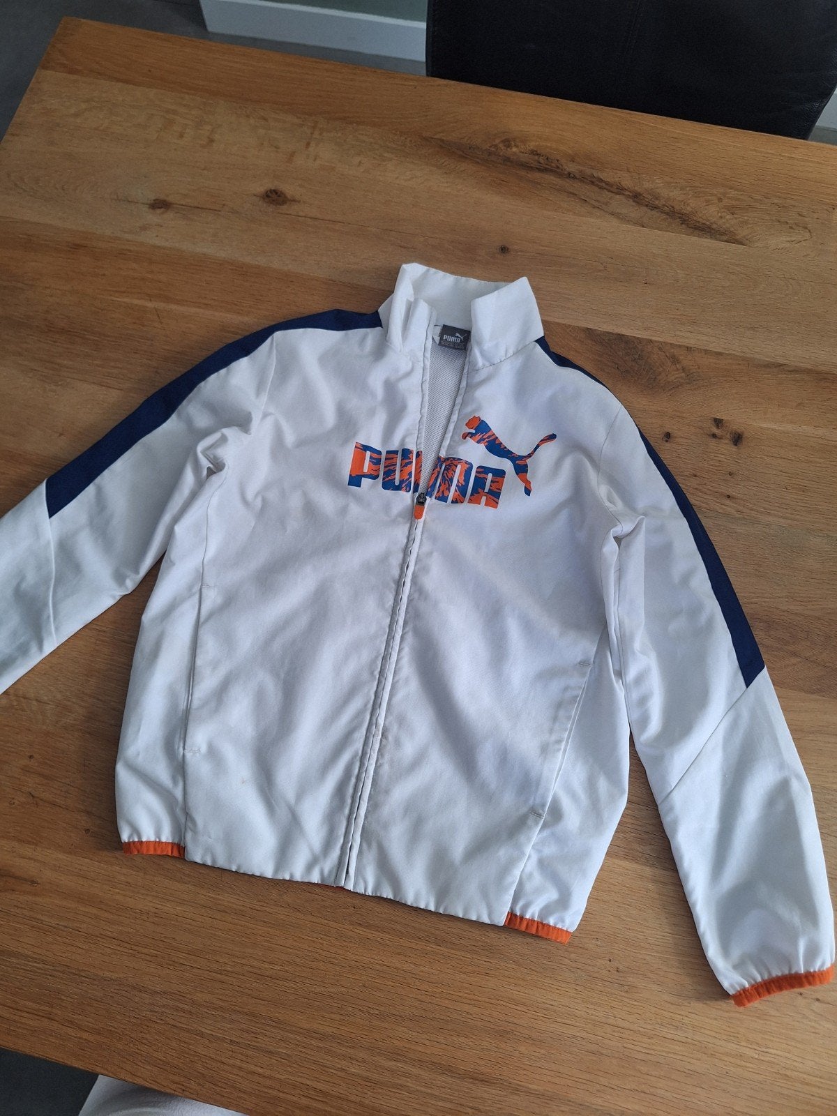 Puma trainingsjasje maat 140 - ideaal voor de zomer, Kinderen en Baby's, Kinderkleding | Maat 140, Jongen of Meisje, Puma, Ophalen of Verzenden