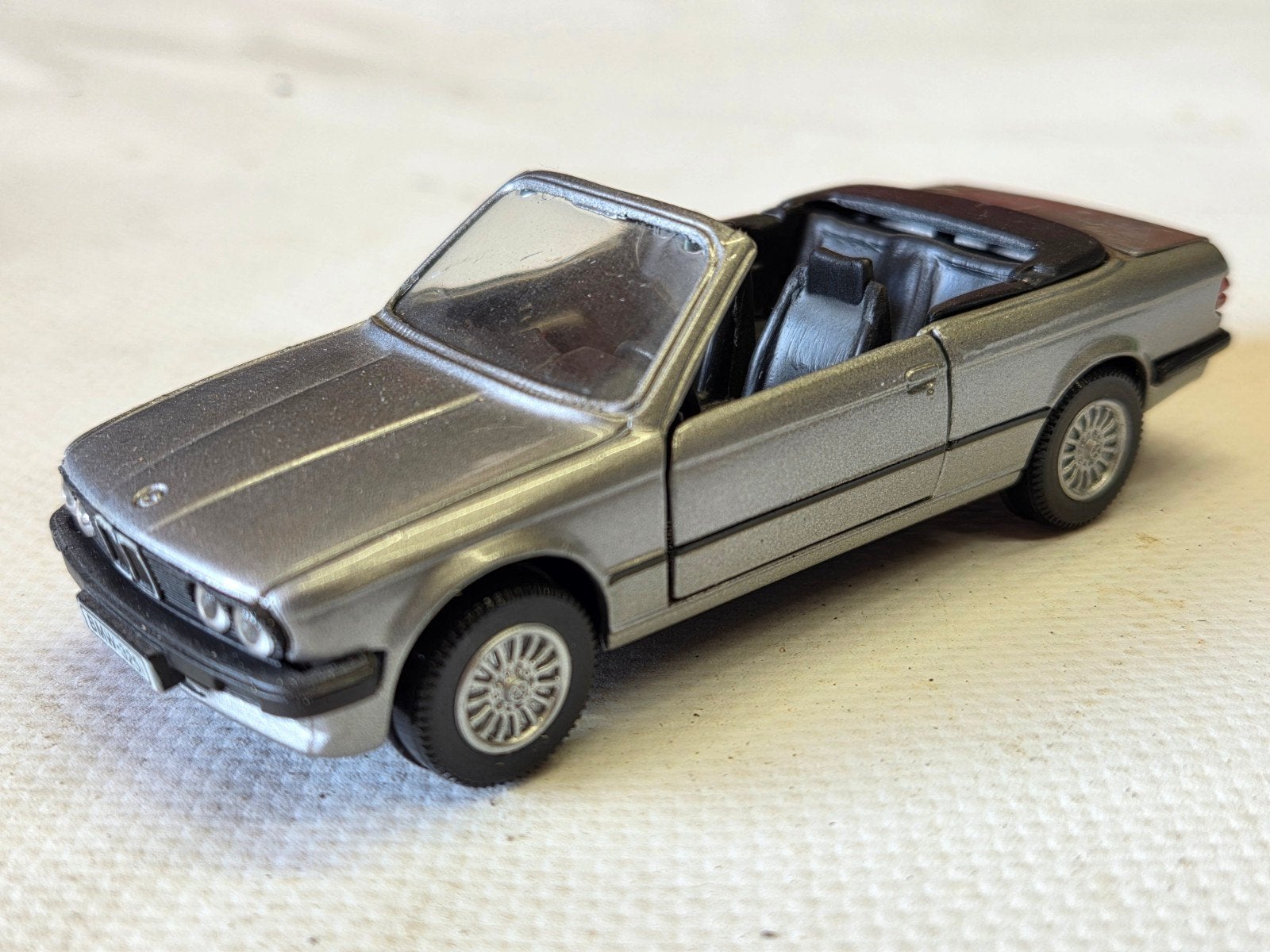 Gama BMW 325i Cabriolet modelauto 1:43, Ophalen of Verzenden, Gebruikt, Auto, Gama