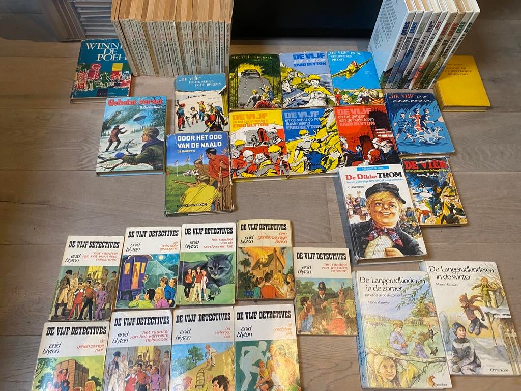 Collectie klassieke jeugdboeken o.a. Snuf, De Vijf, Dik Trom, Ophalen of Verzenden, Gelezen, Non-fictie