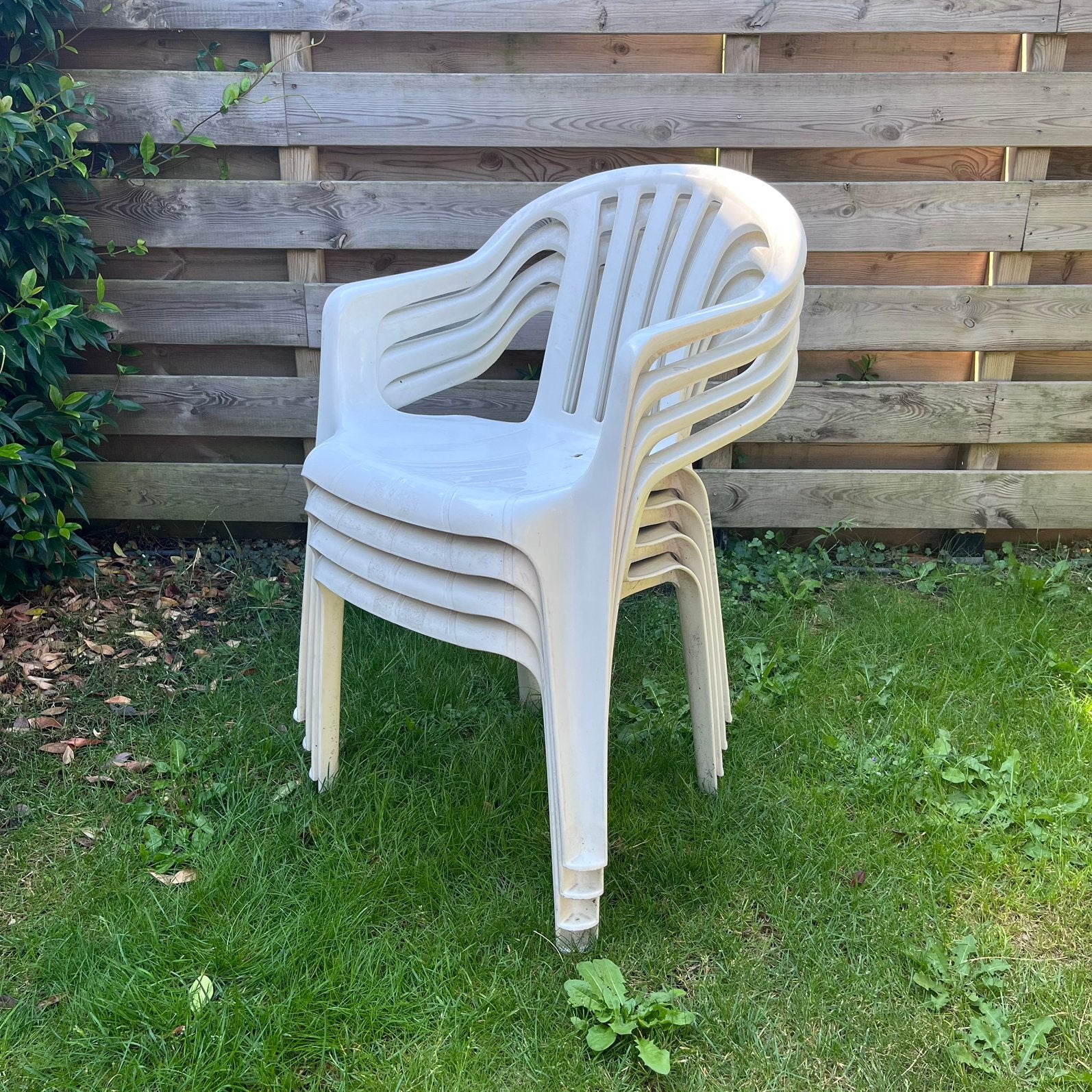 Plastic tuinstoelen set van 4, Ophalen, Zo goed als nieuw, Plastic