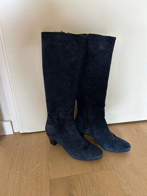 Dames laarzen, Kleding | Dames, Ophalen of Verzenden, Zo goed als nieuw