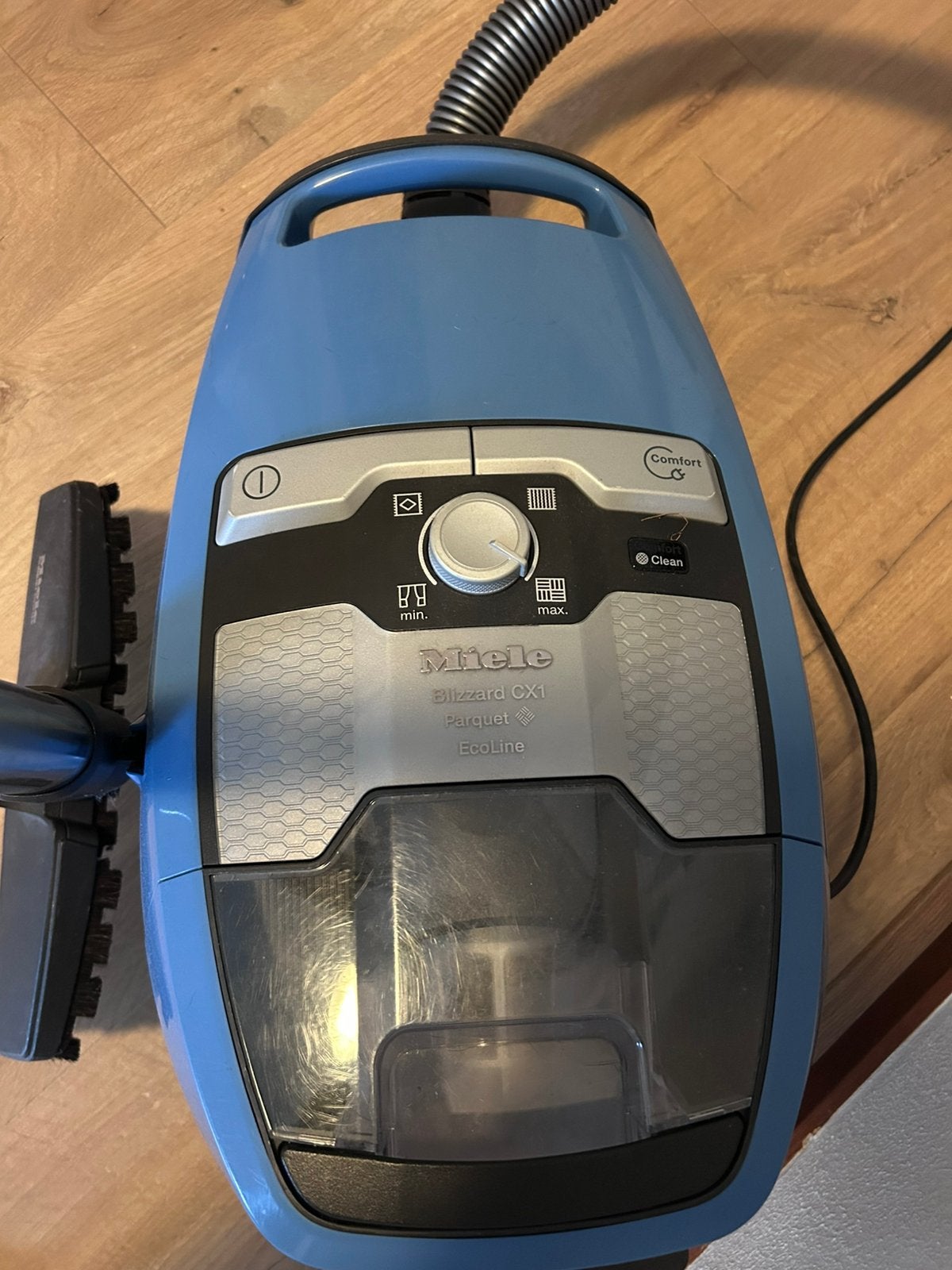 Bikkelharde Miele stofzuiger te koop, Ophalen of Verzenden, Gebruikt, Reservoir, Geschikt voor harde vloeren