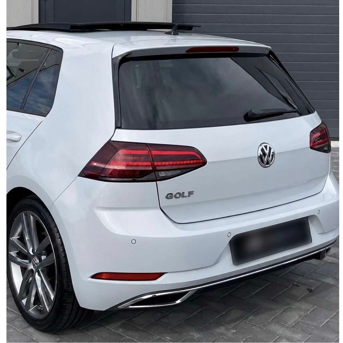Volkswagen Golf 1.4 TSI 92KW 5D DSG 2017 Wit, 125 pk, 4 cilinders, Alcantara, 1191 kg
