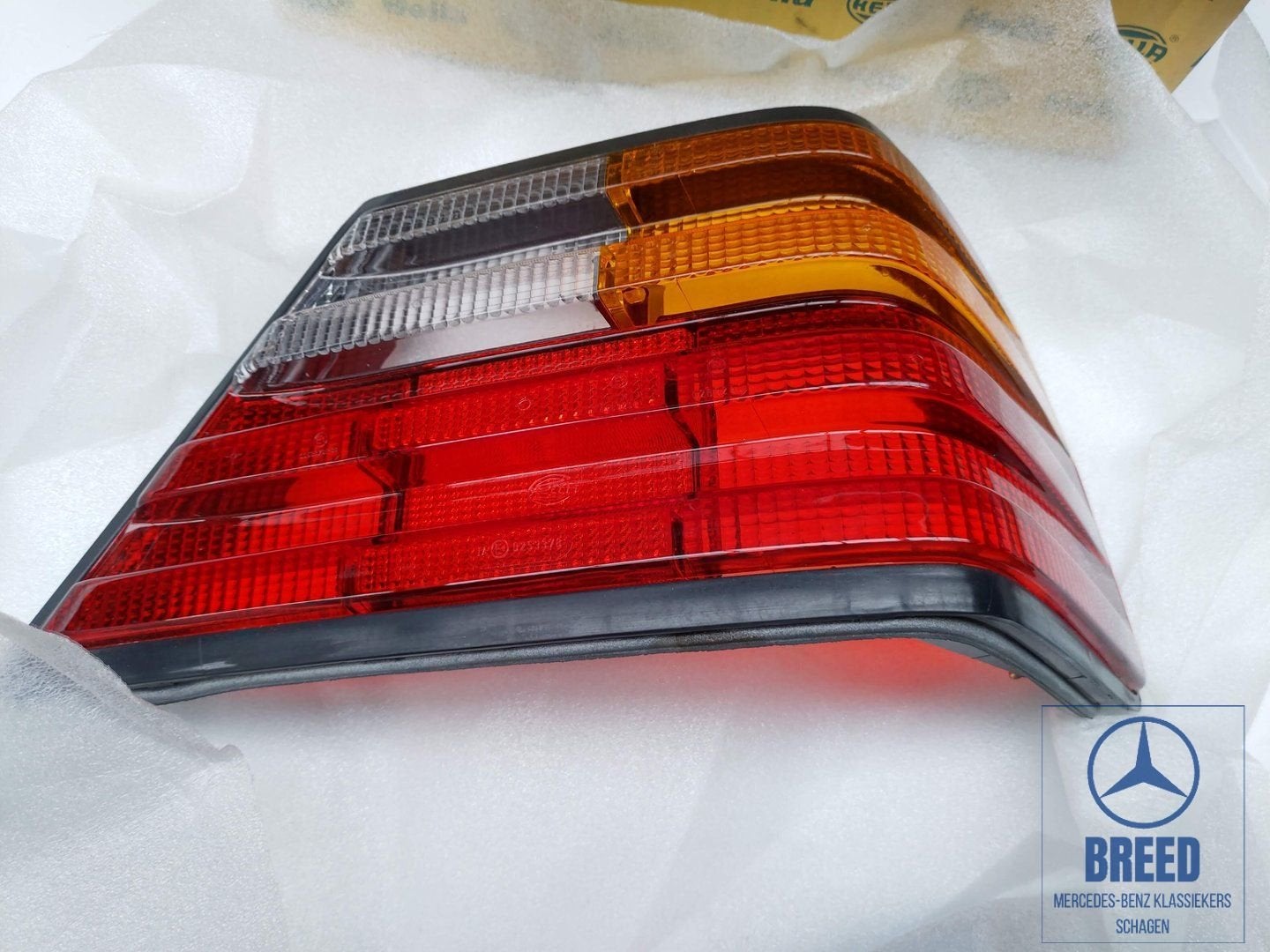 NOS achterlichtglas rechts Hella voor Mercedes-Benz W124, -, Nieuw, Ophalen of Verzenden, -