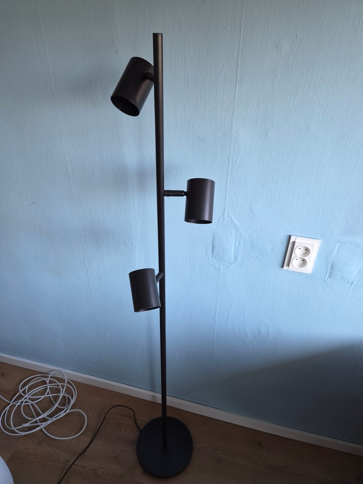IKEA Nymåne staande lamp - Zwart, Huis en Inrichting, Ophalen, GU10, Zo goed als nieuw, Metaal