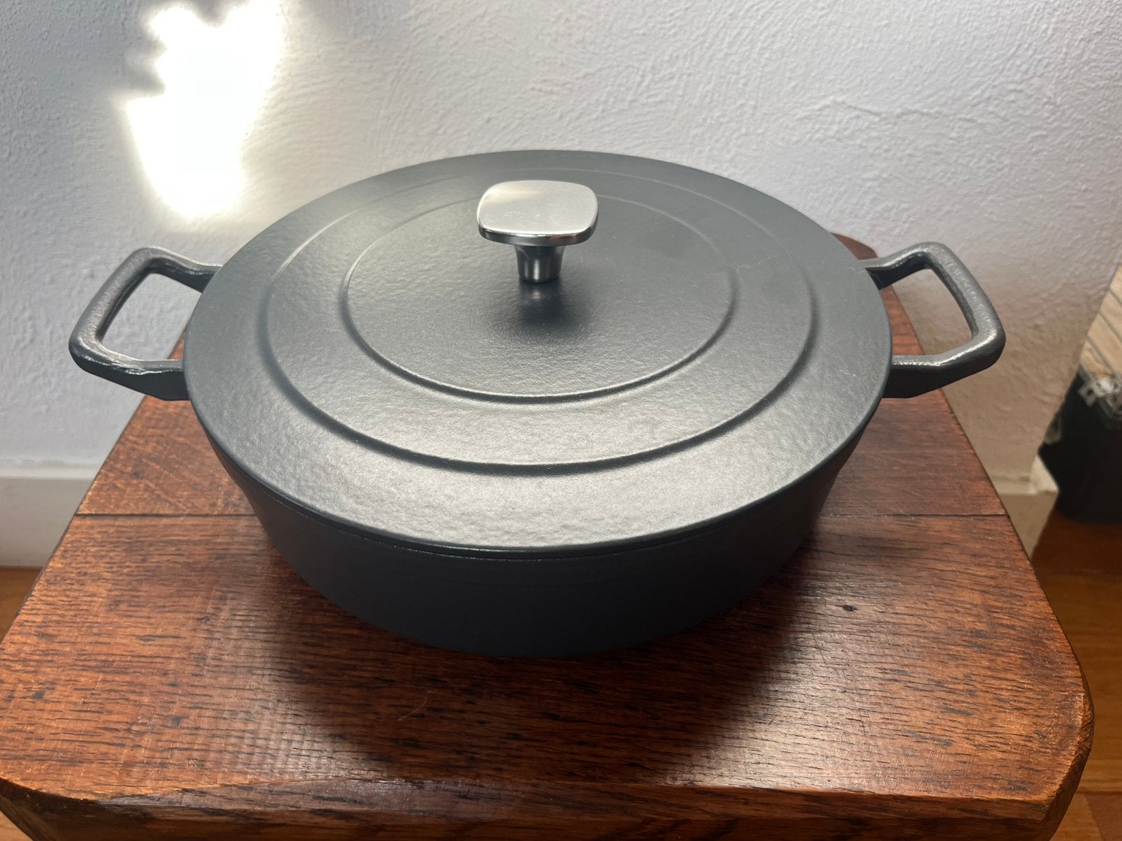 Halfhoge gietijzeren braadpan 28cm Pfas vrij inductie, Ophalen of Verzenden, Zo goed als nieuw, Gietijzer