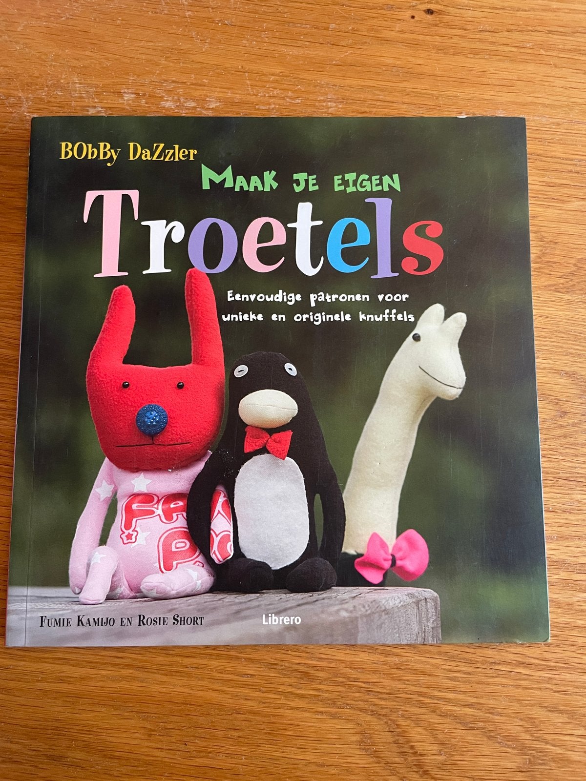 Maak je eigen troetels - patronenboek voor knuffels, Ophalen, Zo goed als nieuw, Borduren en Naaien, Geschikt voor kinderen