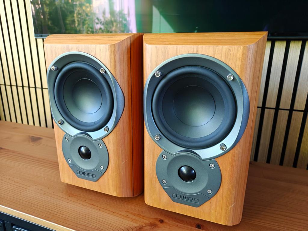 Mission V60 stereo luidsprekers, Gebruikt, 60 tot 120 watt, Front, Rear of Stereo speakers, Ophalen