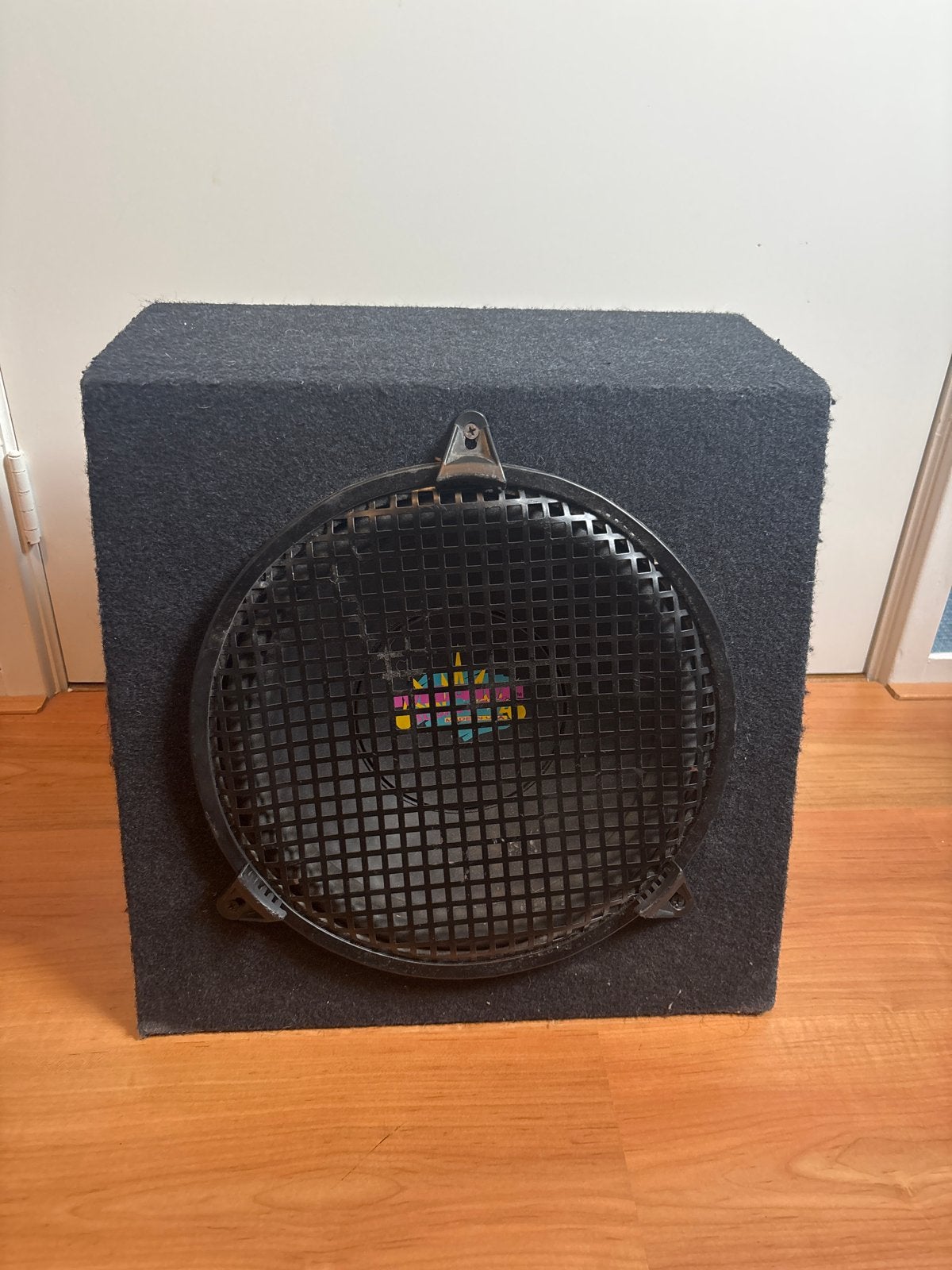 12 inch subwoofer in behuizing voor in de auto, Auto diversen, Ophalen, Gebruikt