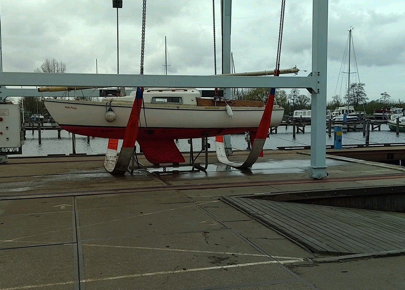 Victoire 22 - vaarklaar, Watersport en Boten, Ophalen, Gebruikt, 1.00 - 1.50 meter, Viertaktmotor