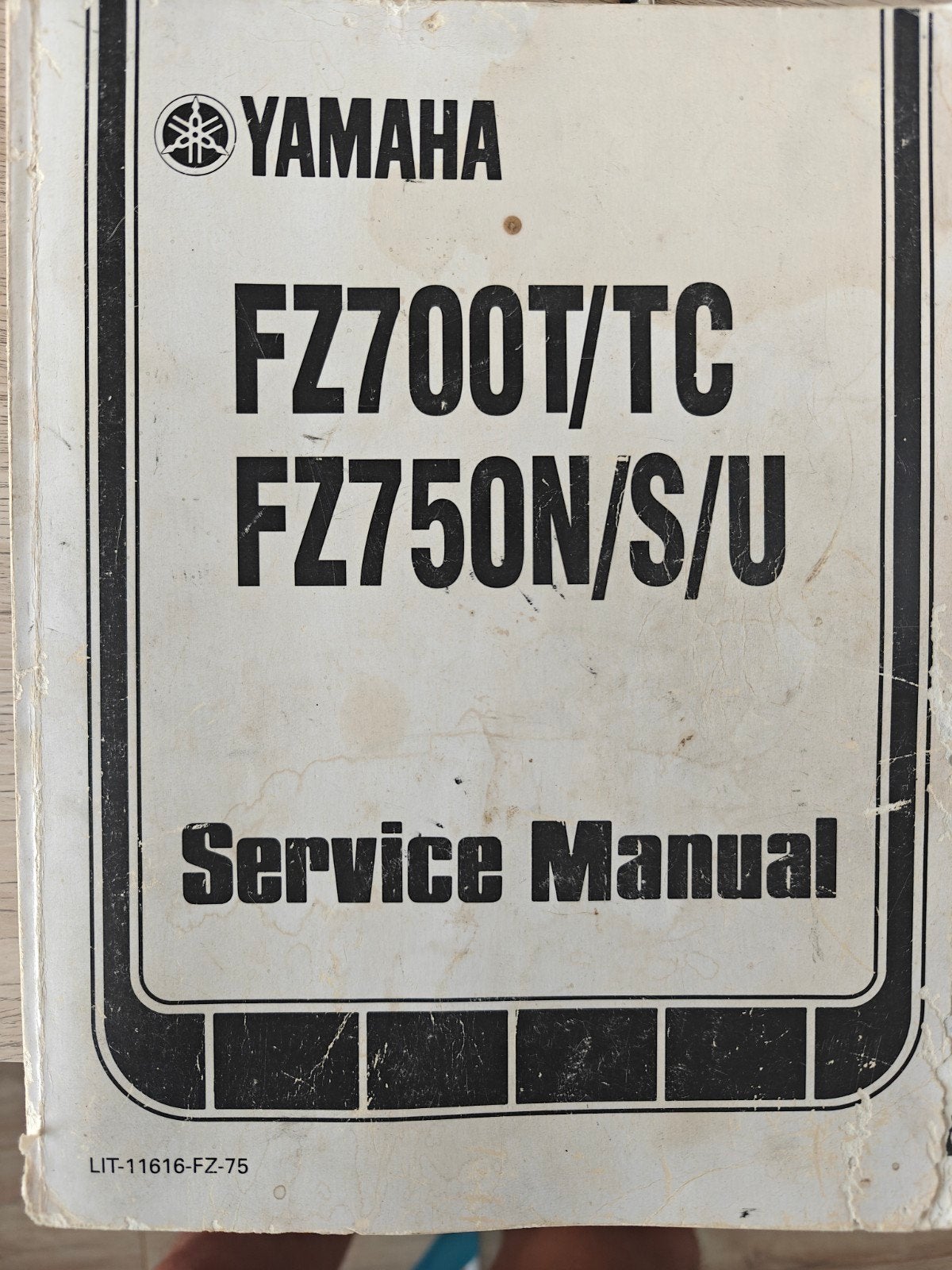 Yamaha FZ700T/TC FZ750N/S/U Service Manual (1985), Motoren, Ophalen of Verzenden, Yamaha