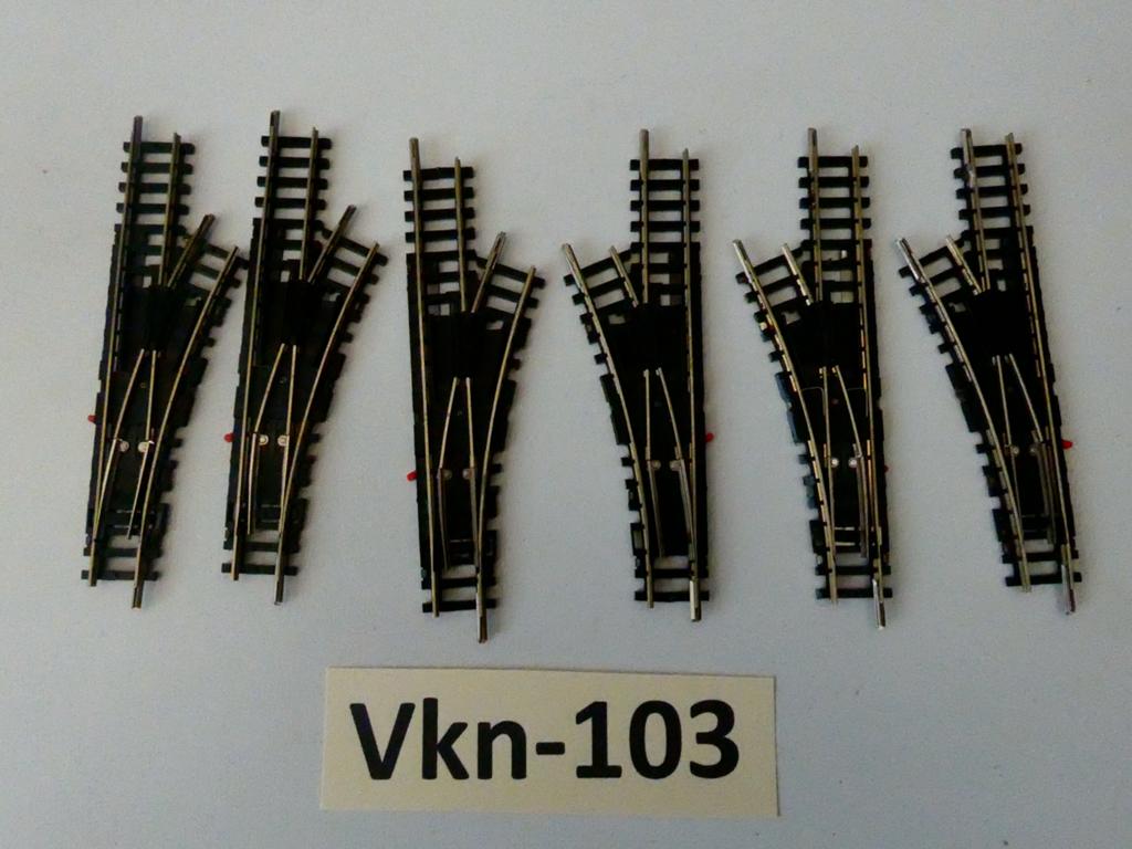 Vk-103 N Spoor Rechte Wissels 14951/53 Minitrix 24 graden, Hobby en Vrije tijd, Modeltreinen | N-Spoor, Gebruikt, Gelijkstroom