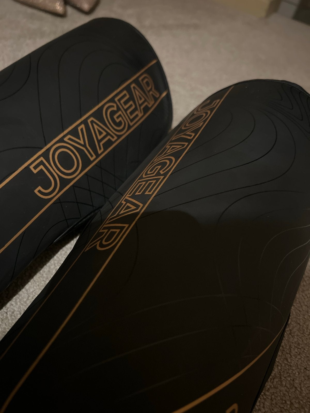 Joyagear Scheenbeschermers Maat S - Zwart/Goud, Sport en Fitness, Ophalen, Nieuw, Boksbeschermers