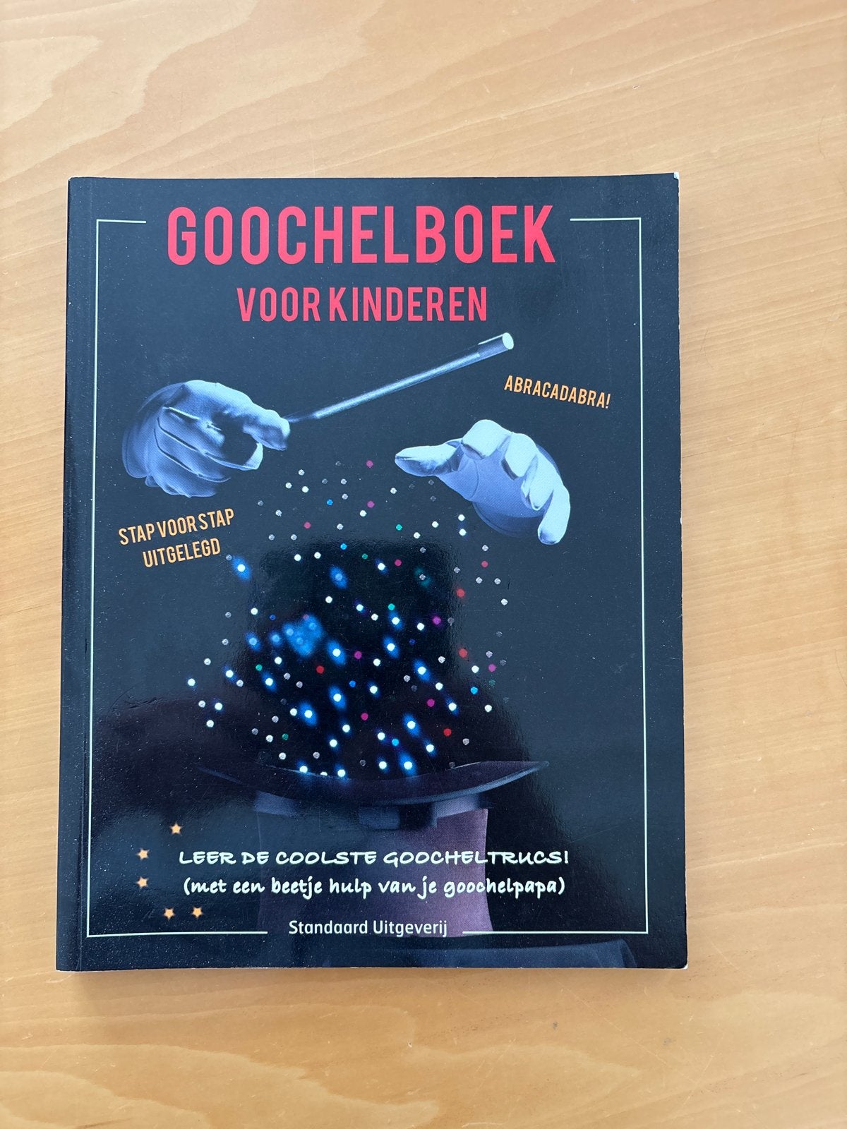 Gochelboek voor Kinderen - Leer coole trucs!, Boeken, Ophalen of Verzenden, Zo goed als nieuw, Non-fictie