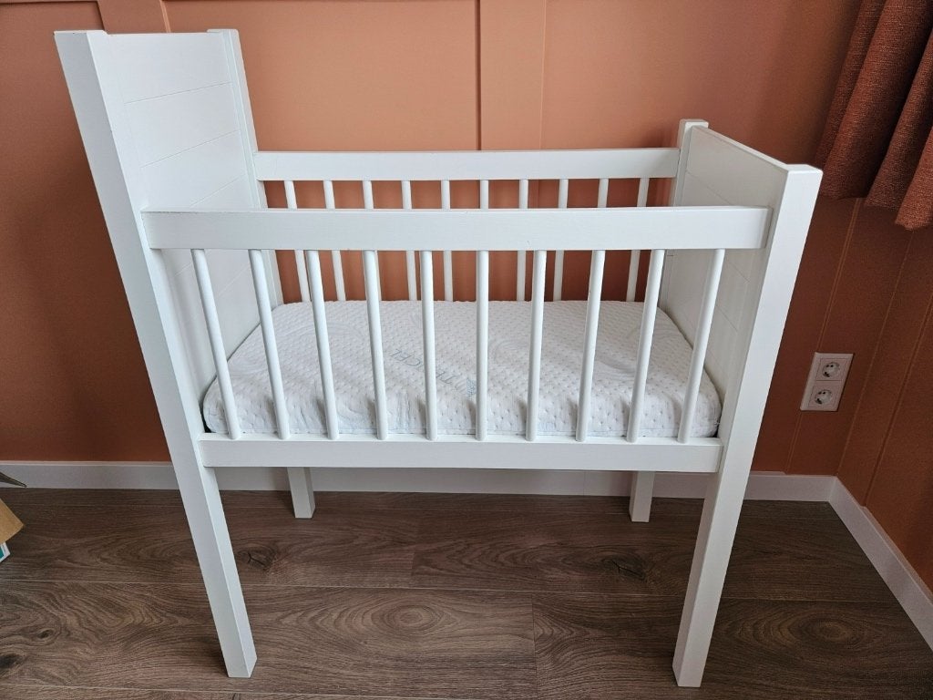 Kidsmill Noa wieg wit 80x40 + matras en beddengoed, Ophalen, Gebruikt, Wieg