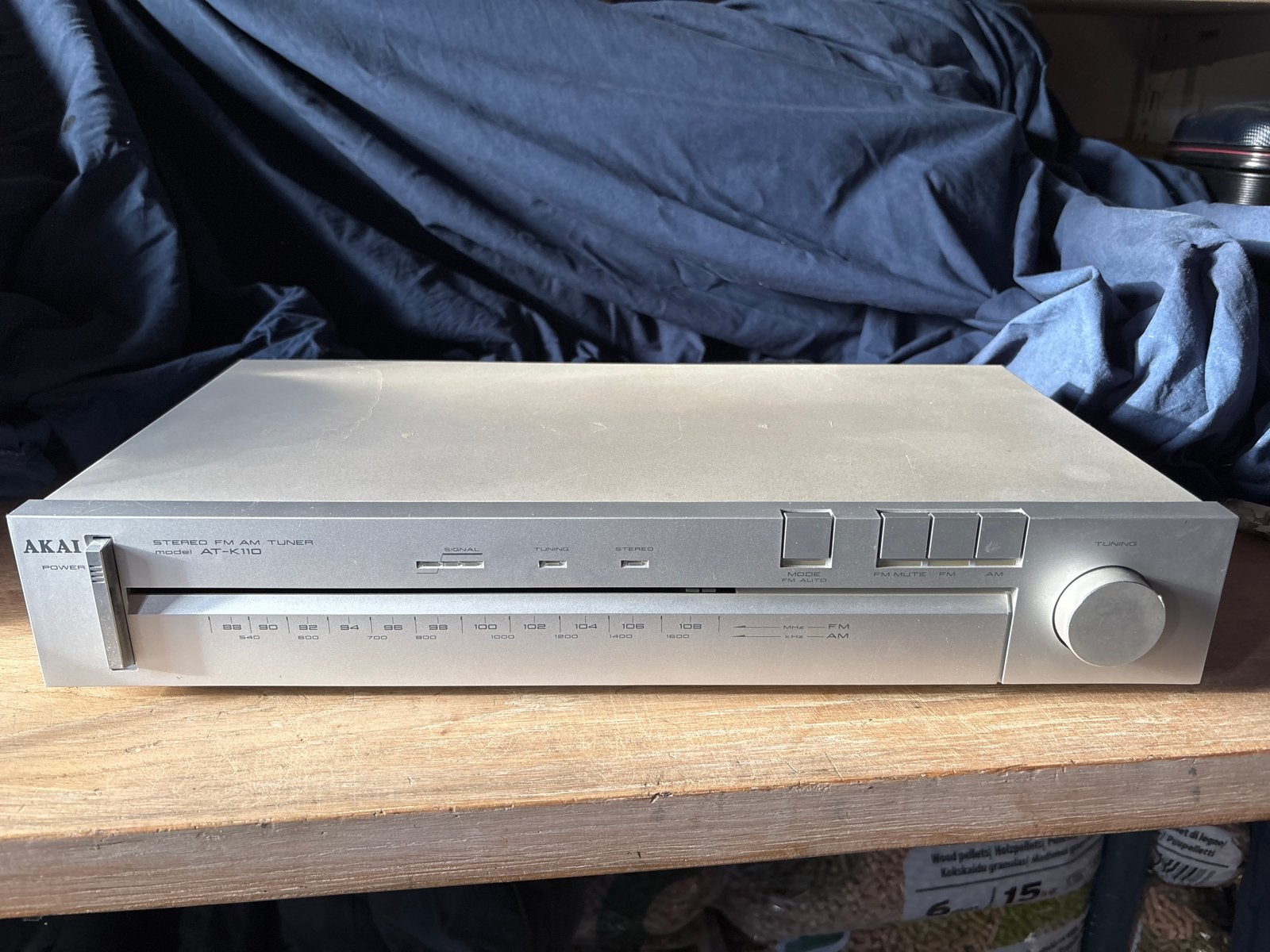 Akai AT-K110 Stereo FM AM Tuner - Goed Werkend, Ophalen of Verzenden, Gebruikt, Analoog