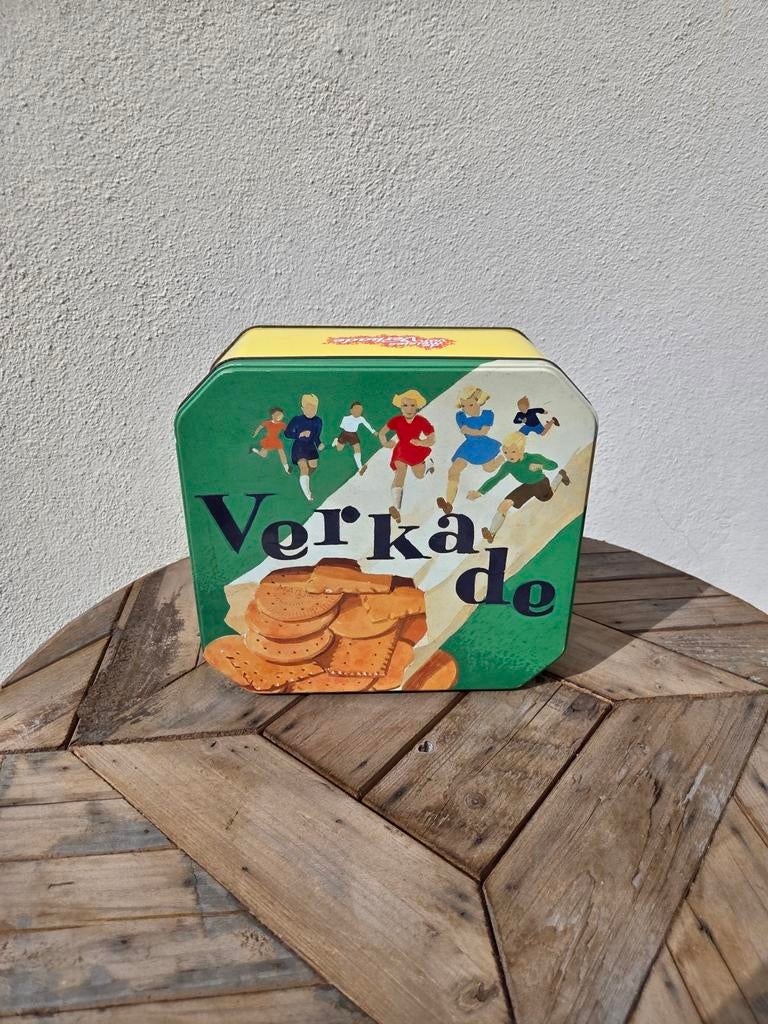 Oude vintage koekjes trommel Verkade, Verzamelen, Blikken, Ophalen of Verzenden, Gebruikt, Koek(jes), Verkade
