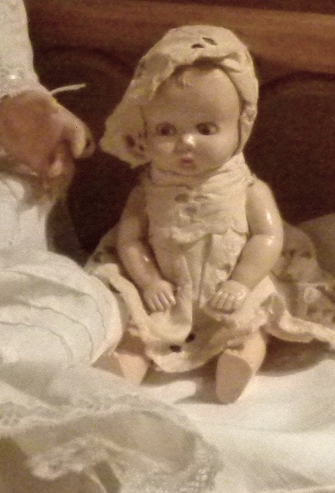 klein antiek porseleinen popje omstr 1940, Antiek en Kunst, Antiek | Speelgoed, Ophalen