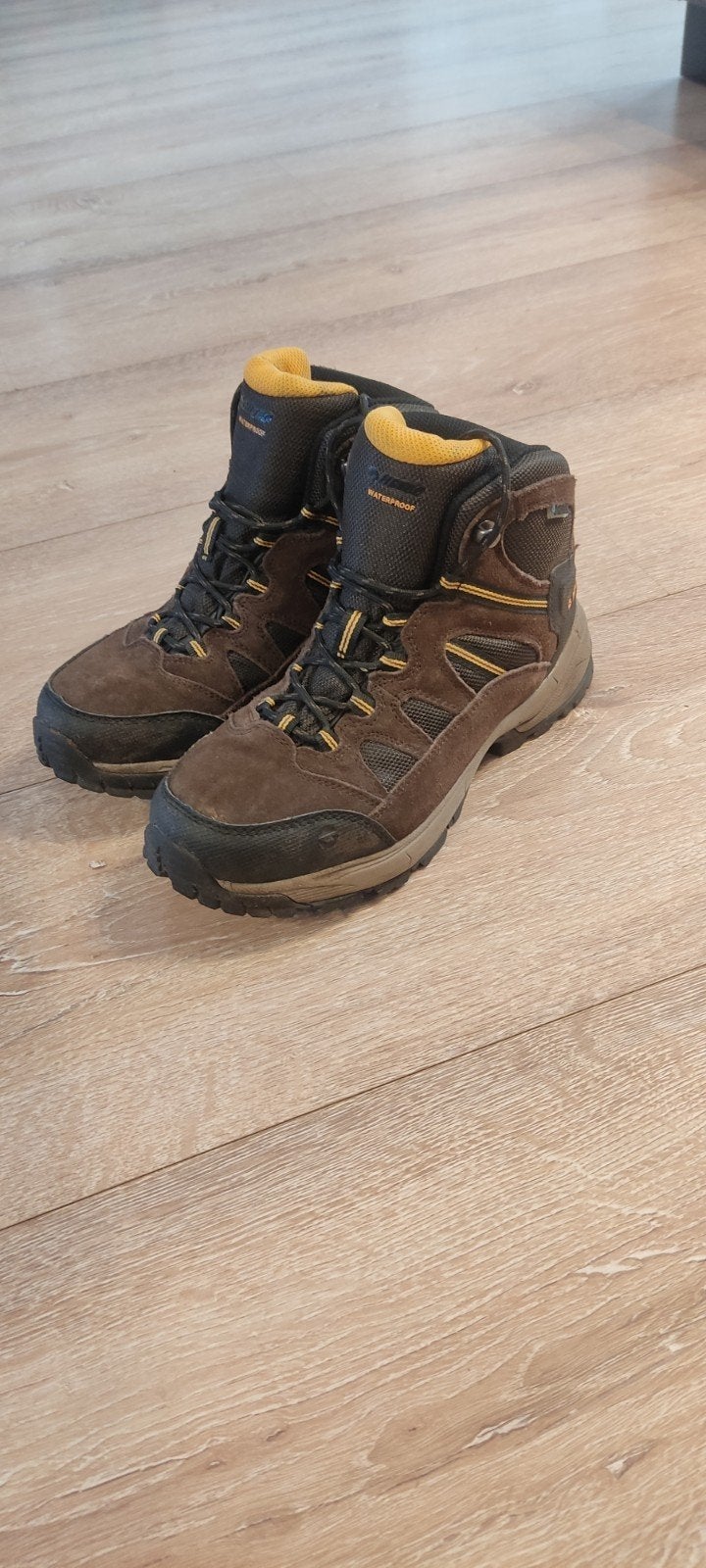 Hi-Tec Bandera Lite WP werkschoenen maat 39, Hi-Tec, Bruin, Ophalen of Verzenden, Zo goed als nieuw