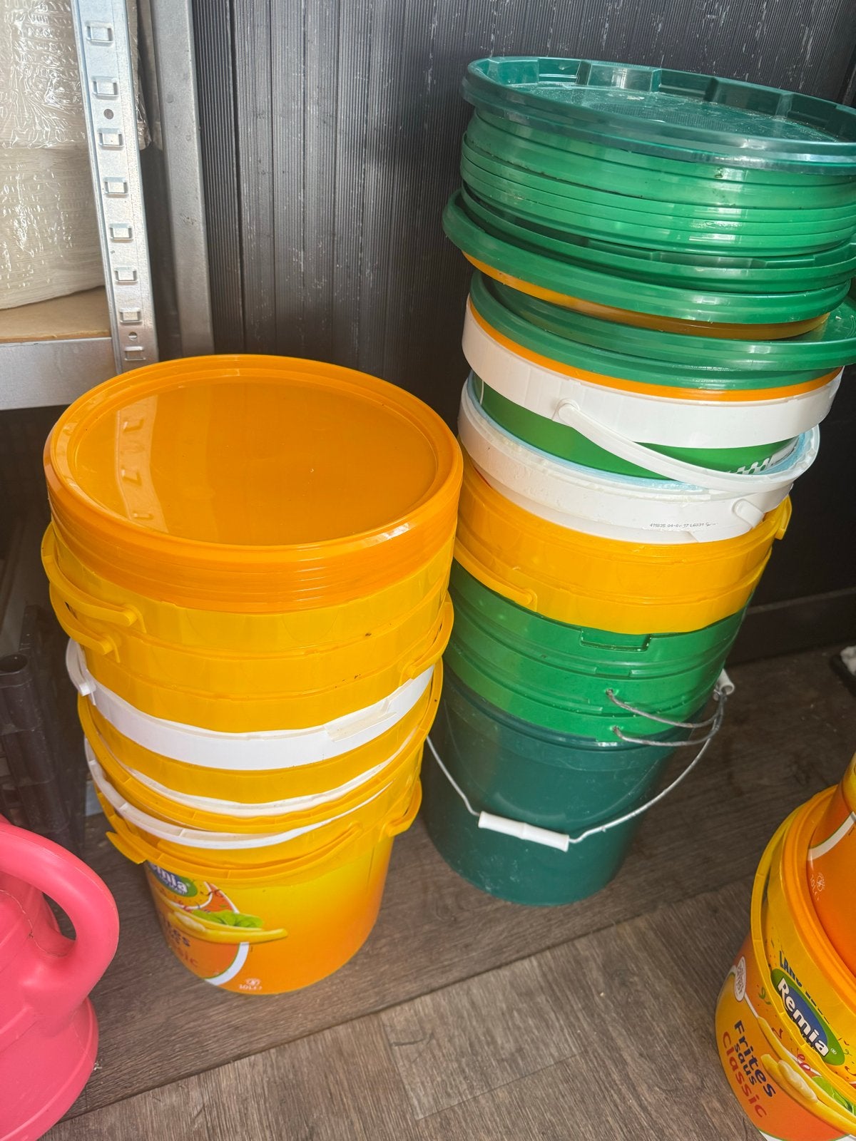 Gratis 10L emmers (15-20 stuks), Ophalen, Gebruikt, Kunststof, Met deksel